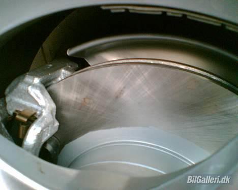 Toyota   Corolla 2.0D - Spritnye skiver, klodser og kaliber - lakeret i sølv - varmefast til 650 grader billede 10