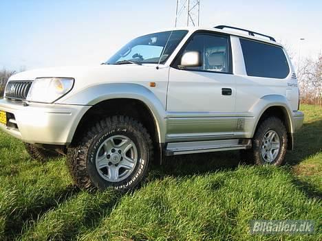 Toyota Landcruiser GX 90 SOLGT! - GX i solskin på emu.... billede 2