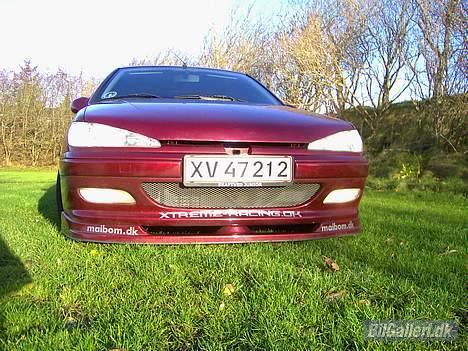 Peugeot 406 R.I.P. total skadet!! - Hmm lav, måske lidt ;) billede 11