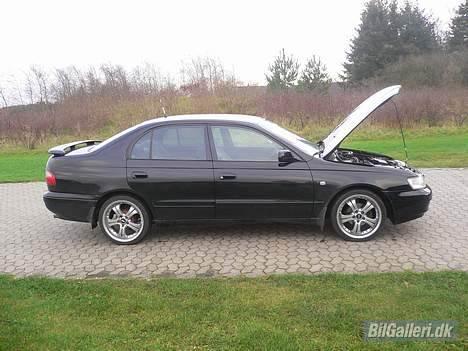 Toyota carina e billede 3