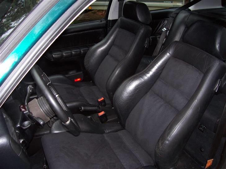 VW Golf 3 VR6 - Renoveret - April 2008 - Colour concept del-læderkabine, er blevet omtrukket med sort alcantar billede 9