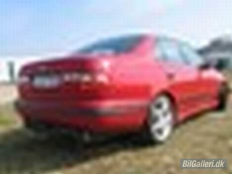 Toyota Carina E solgt billede 4