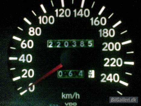 Toyota Carina E solgt billede 12