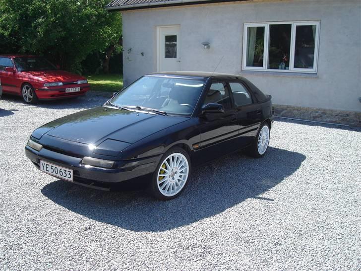 Mazda 323F GT -Solgt- billede 2