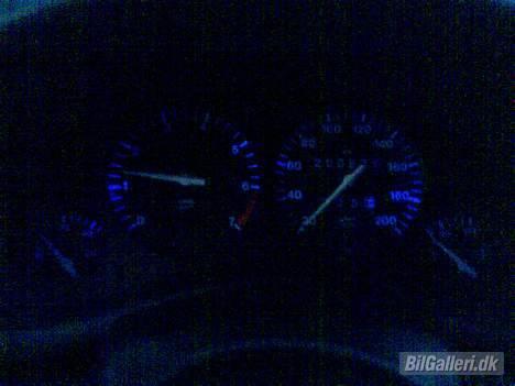 Opel Corsa 1.4i Sport *SOLGT* billede 7