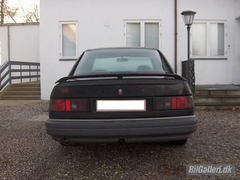 Ford Sierra 2,0 SOLGT billede 2