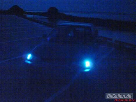 Honda Civic 1,4 - VÆK - Elendig kvalitet - ved det.. Min telefon er ikk så glad for det blå lys ;) billede 10