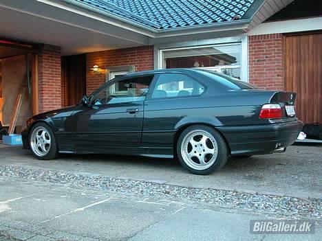 BMW 320i E36 Coupé (SOLGT) billede 9