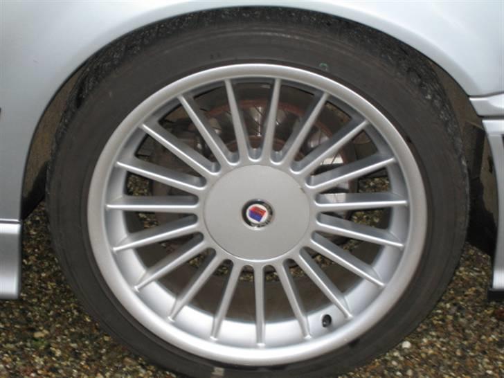 BMW 323ti *solgt* billede 6