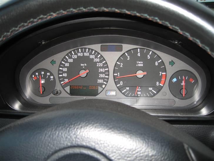 BMW 323ti *solgt* billede 11