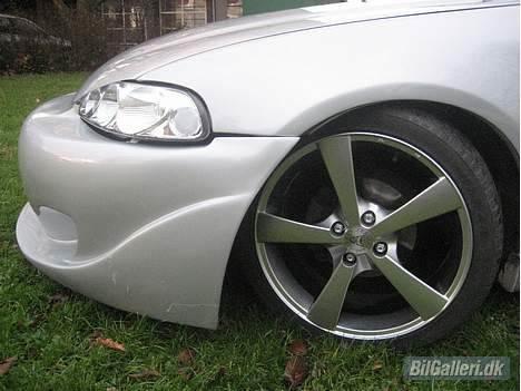 Honda Civic 1.6i V-Tec #Solgt# billede 7