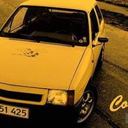 Opel Corsa A - "Humlebien"