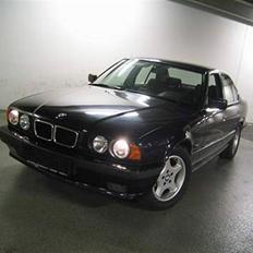 BMW 518i • Executive • E34