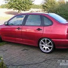 Seat Cordoba GLX  (SOLGT)