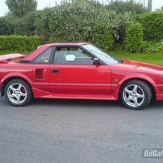 Toyota MR2