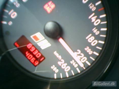 Audi A3 - S3 speedometer 230km/t, men så kan den heller ikke mere!!!     Billedet er selfølgelig taget i tyskland billede 13