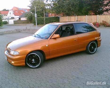 Honda civic >>>SOLGT<<< - min bror s astra billede 2