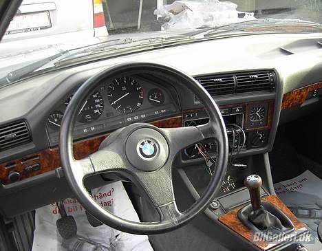 BMW E30 billede 11