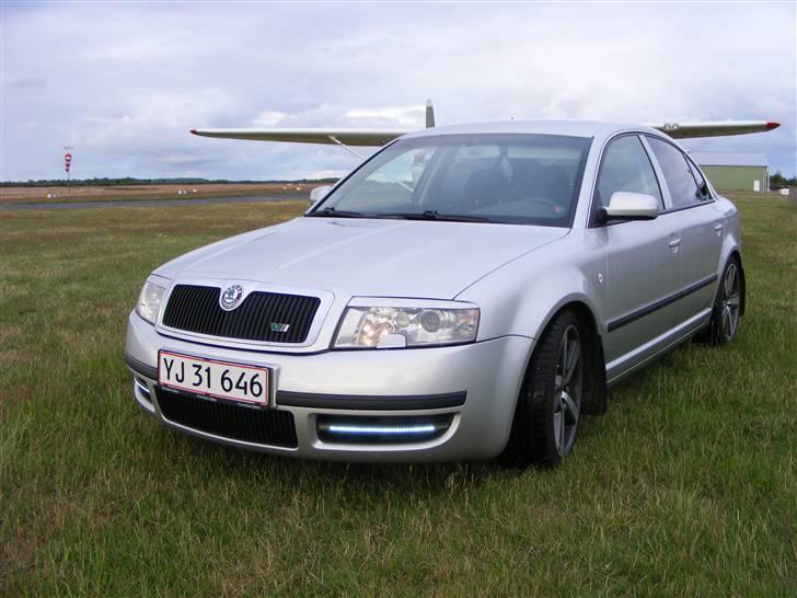 Skoda Superb (KongeSkoda) [SOLGT] billede 1