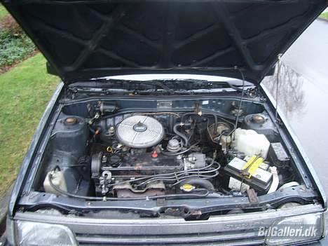 Toyota Starlet 1,5 Skrottet billede 15