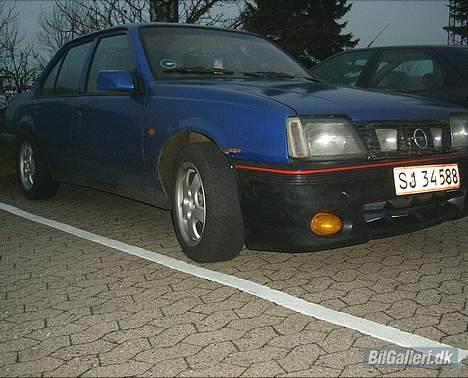 Opel ascona c  *rip* billede 1