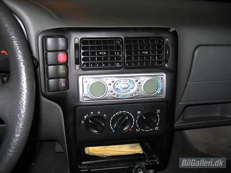 VW Polo SOLGT! billede 9