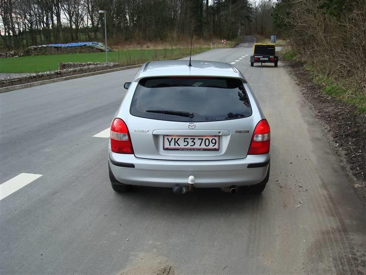 Mazda 323F BJ ( Solgt ) billede 6