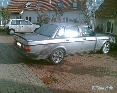 Volvo 240 glt solgt billede 1
