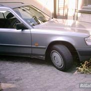 Mercedes Benz w124 300TE