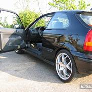 Honda Civic 1,5i LS V-tec