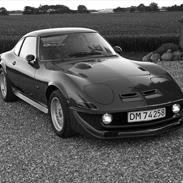 Opel GT De Luxe