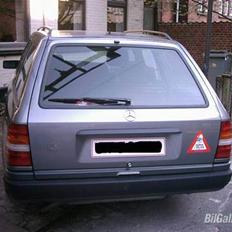 Mercedes Benz w124 300TE