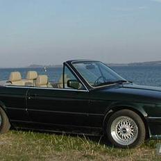 BMW 325i Cabriolet