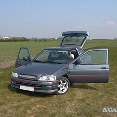 Ford Escort CLX  * SOGLT*