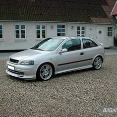 Opel Astra G 2.2 16v (solgt)