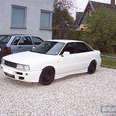 Audi 80