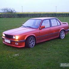 BMW 324 TD