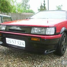 Toyota AE86 *Hugget op*