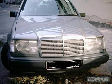 Mercedes Benz w124 300TE billede 1