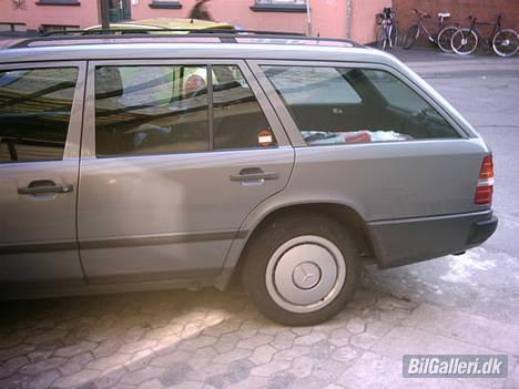 Mercedes Benz w124 300TE billede 4