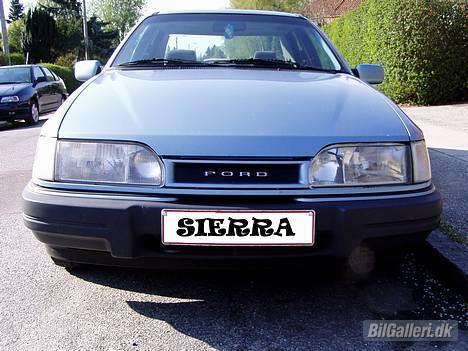 Ford Sierra - Så er der en ny front i home made :o) billede 6