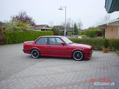 BMW 325i billede 9
