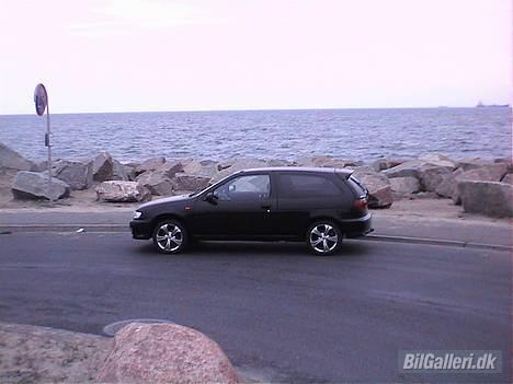 Nissan Almera 1,6 SR **SOLGT** - Bilen Inden sænkningen! billede 1