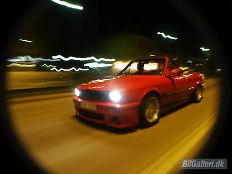 BMW 327i Cab billede 9