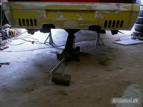 Opel Manta B  - de sorte steder er vor jeg vel have udstydning til og side... billede 7