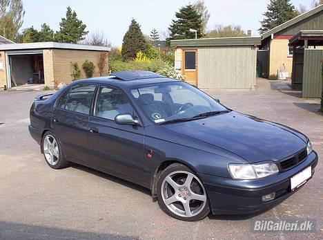 Toyota CarinaE Gli billede 2