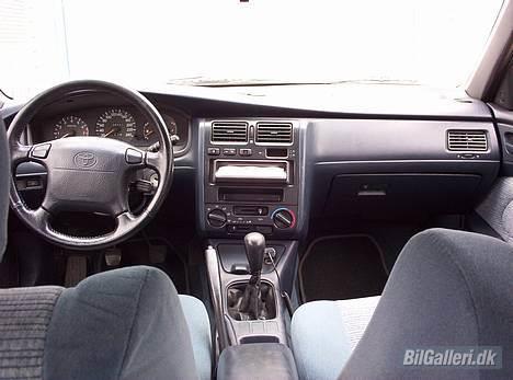 Toyota CarinaE Gli billede 3