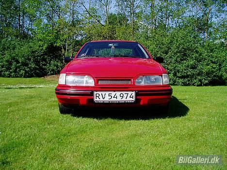 Ford Sierra *Solgt* - Fronten billede 2