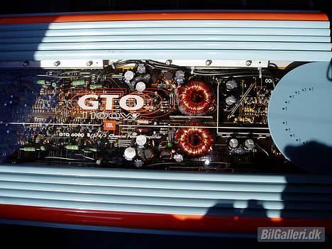 Ford Sierra *Solgt* - JBL gto6000e Forstærker billede 7