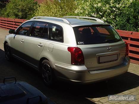 Toyota Avensis 2.0 D-4D - nyt billede, nyvasket :) billede 7